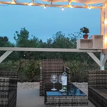 Trullo Amalia Con Piscina Privata Dom wakacyjny Latiano