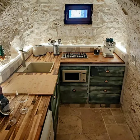 別荘 Trullo Amalia Con Piscina Privata Latiano