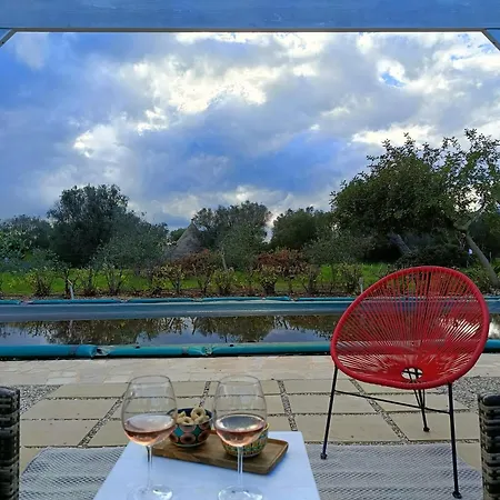 別荘 Trullo Amalia Con Piscina Privata Latiano