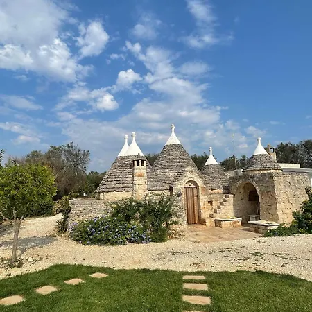 別荘 Trullo Amalia Con Piscina Privata