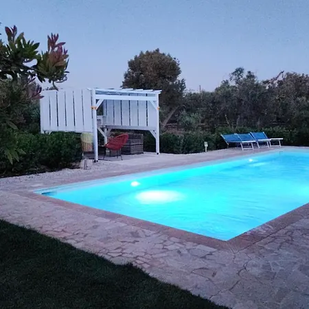 Trullo Amalia Con Piscina Privata