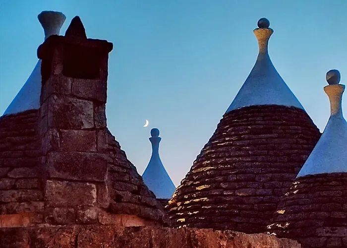 Trullo Amalia Con Piscina Privata Hébergement de vacances Latiano