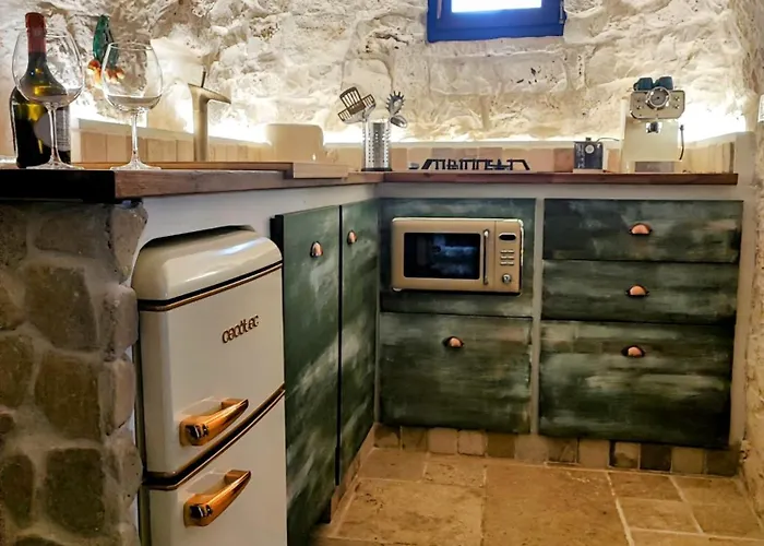 Trullo Amalia Con Piscina Privata *