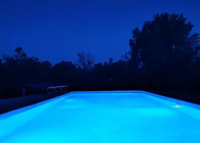 Trullo Amalia Con Piscina Privata Latiano